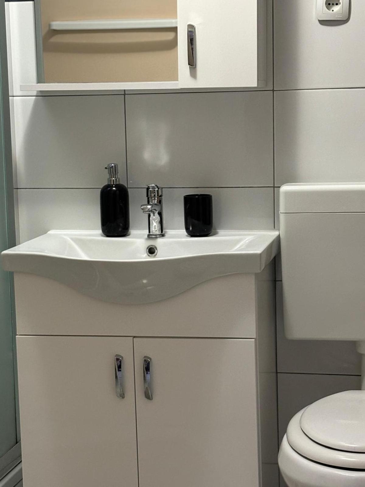 Apartmani Bosnjak Starigrad Paklenica Room photo