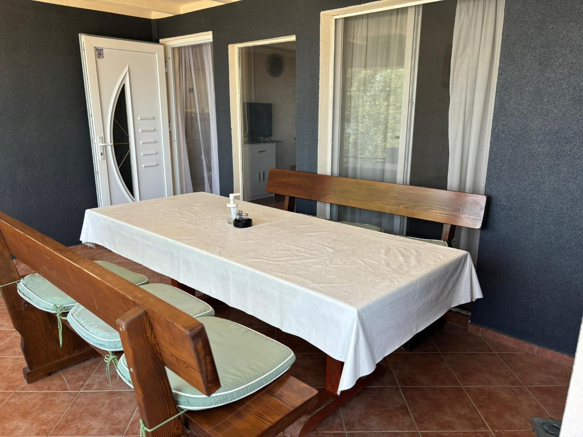 Apartmani Bosnjak Starigrad Paklenica Room photo